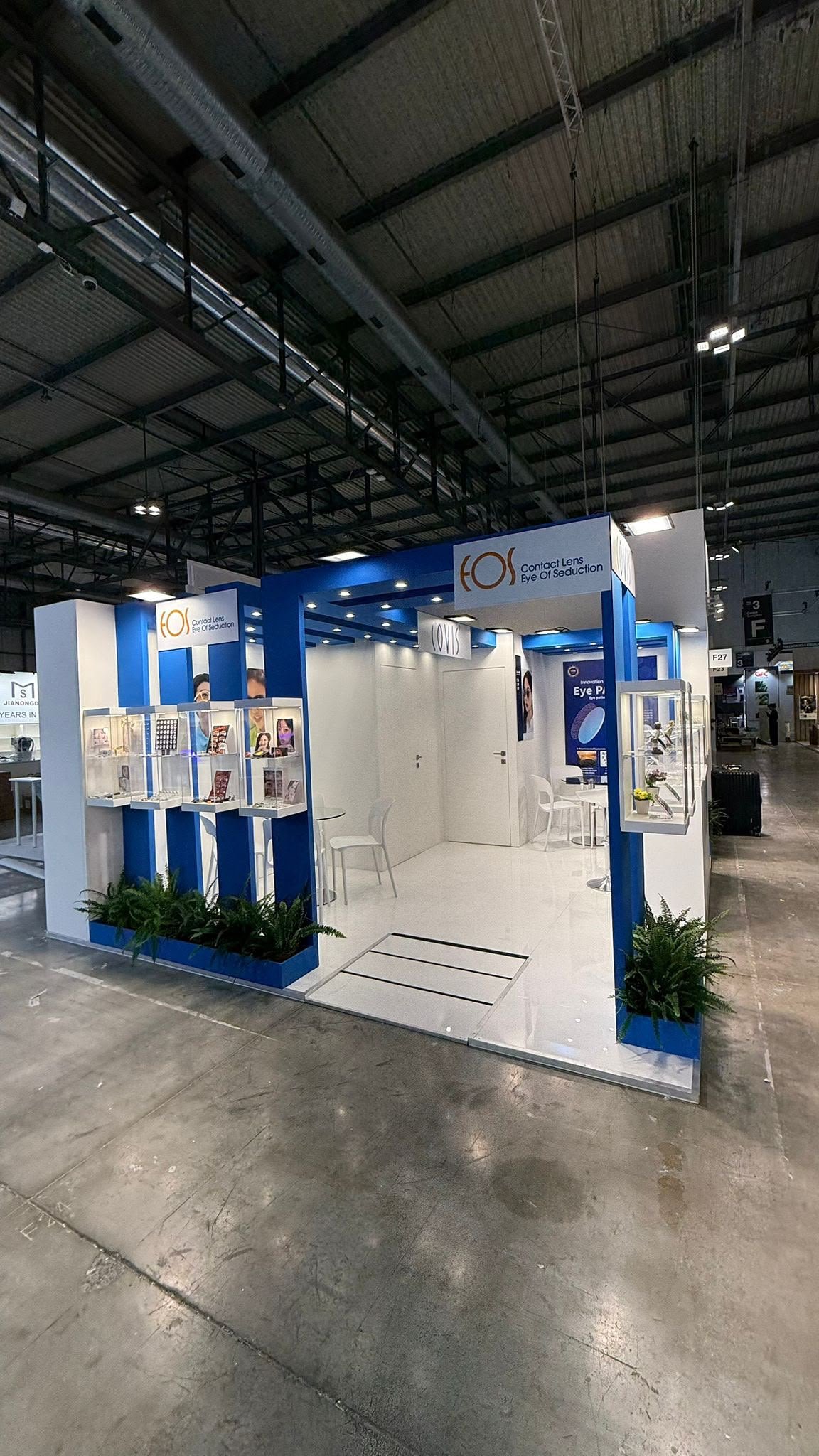 EOS — stand MIDO Milano 2024