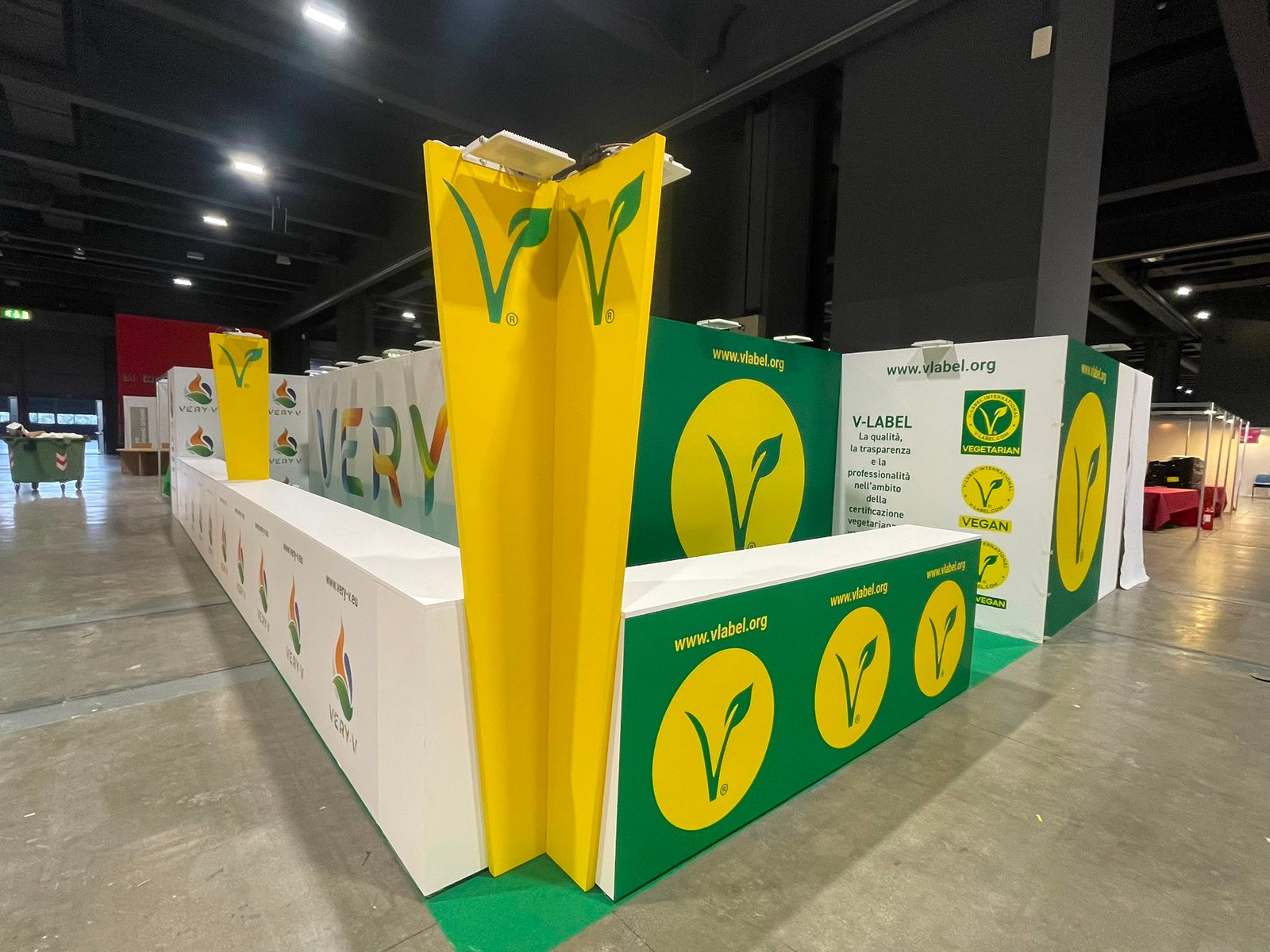 V LABEL — stand FA' LA COSA GIUSTA Milano 2024